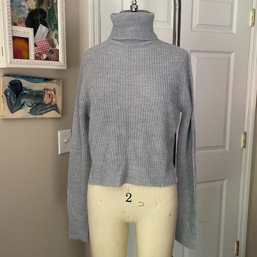 UK2LA Gray Ribbed knit Y2K Soft stretch Crop Copped Turtleneck Sweater *SMALL*